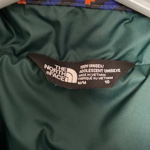 NWT The North Face puffer jacket - Picture 3 of 6